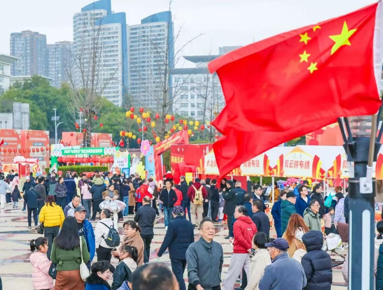 MK体育官方入口-“楚超”提上日程 湖北两会相关提案获创纪录的148位委员联名响应